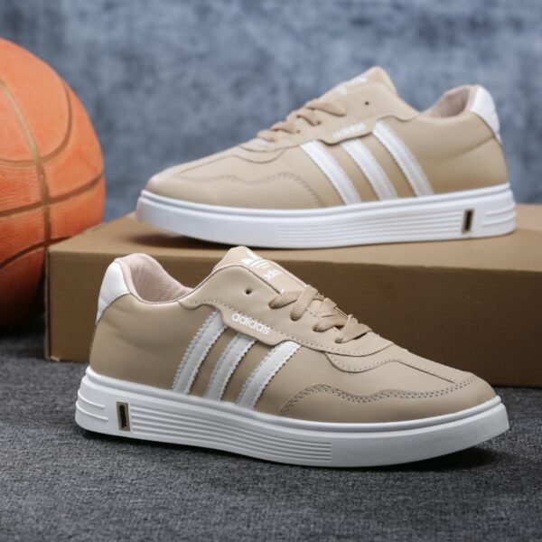 ⁦Adidas shoes R12⁩ - الصورة ⁦2⁩
