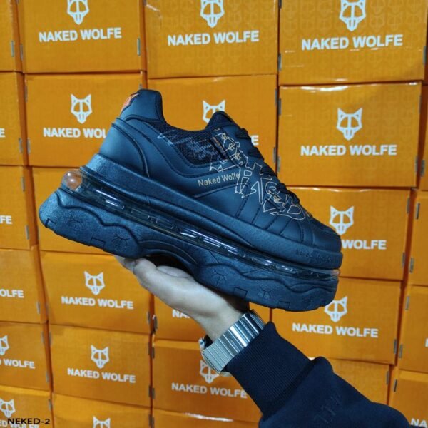 ⁦Naked Wolfe⁩ - الصورة ⁦8⁩